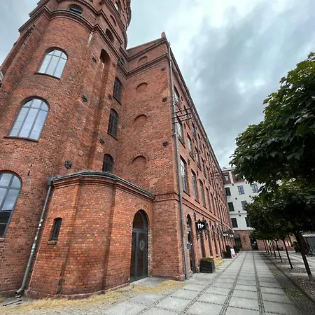 Loft By Letrent Apartment